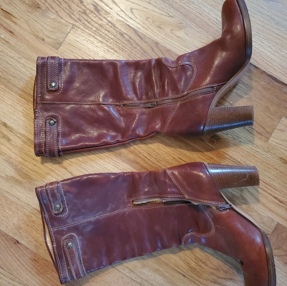 Coach boots